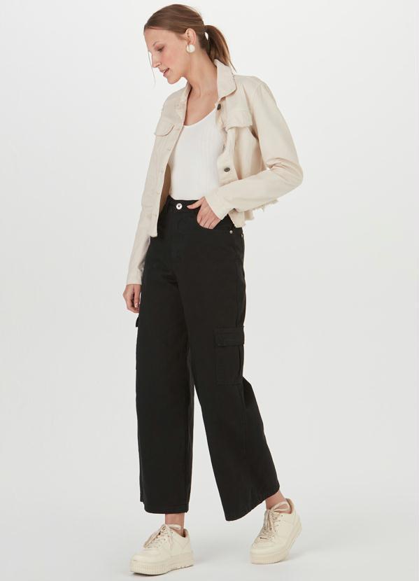 Malwee - Blusa Básica de Malha Canelada Off White 3