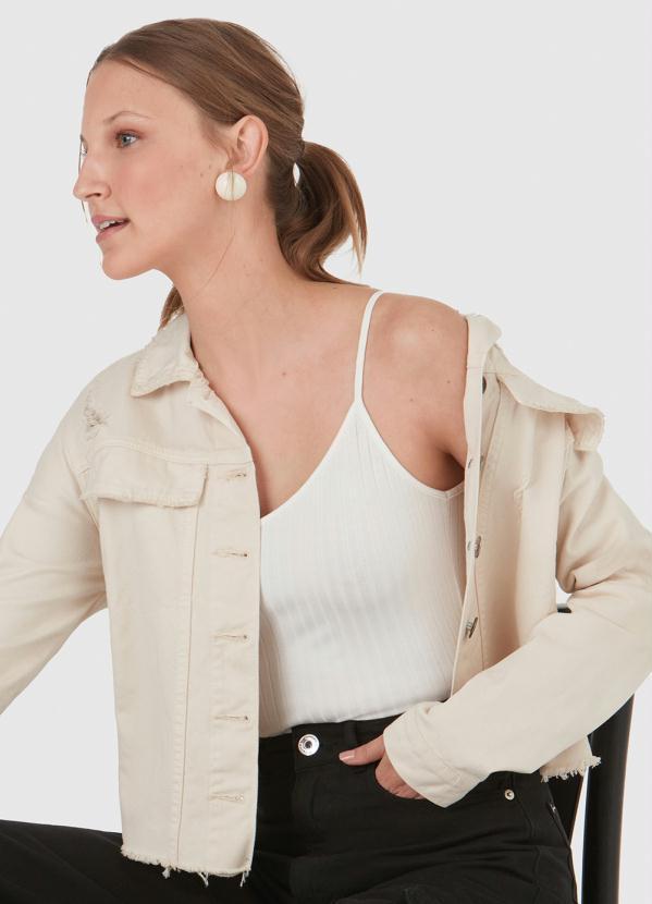 Malwee - Blusa Básica de Malha Canelada Off White 6