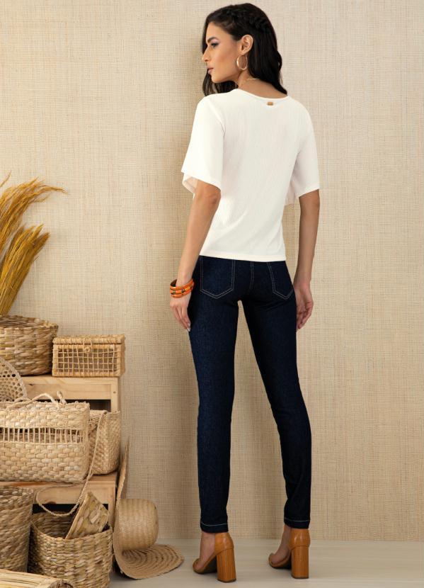 Quintess - Blusa Bege com Gota Franzida no Decote 4