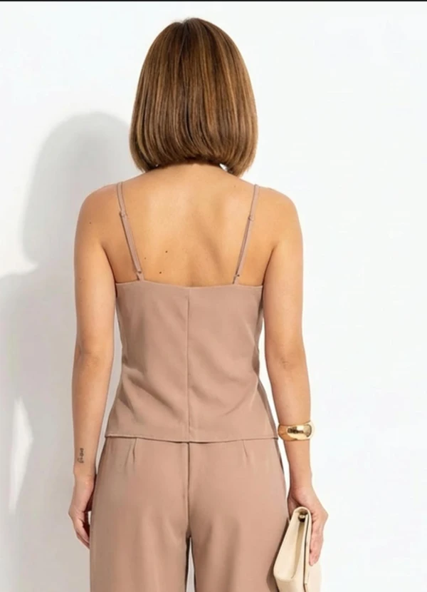 Quintess - Blusa Bege em Tecido Alfaiataria 2