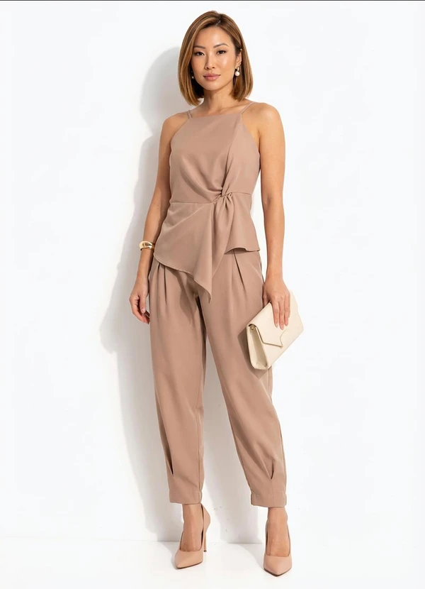 Quintess - Blusa Bege em Tecido Alfaiataria 3