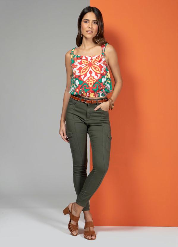 Quintess - Blusa com Amarração nos Ombros Floral Verde 3