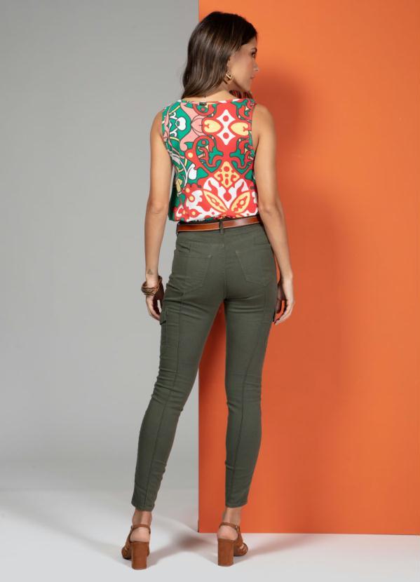 Quintess - Blusa com Amarração nos Ombros Floral Verde 4