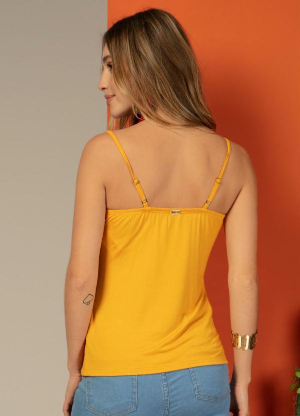 Quintess - Blusa com Babado no Decote Amarela 2