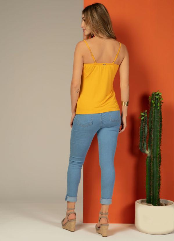 Quintess - Blusa com Babado no Decote Amarela 4