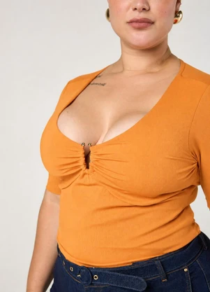 Elegance - Blusa com Decote V e Metal Laranja Terroir - ELEGANCE