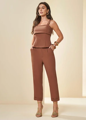 Doce Trama - Blusa de Alça Tropical em Alfaiataria Marrom - DOCE TRAMA