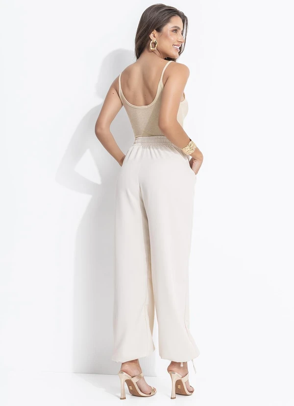 Quintess - Blusa Dourada em Malha Lurex 9