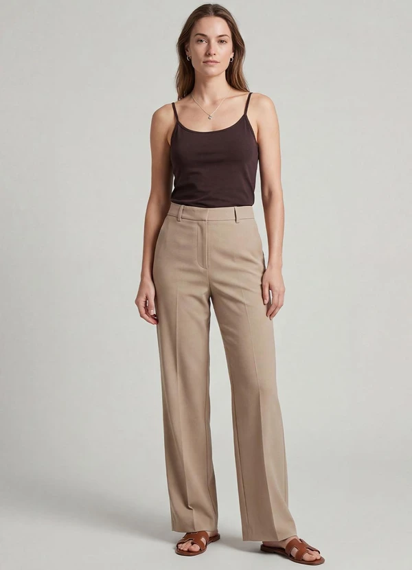 Infinita Cor - Blusa Feminina com Decote em V Marrom 2