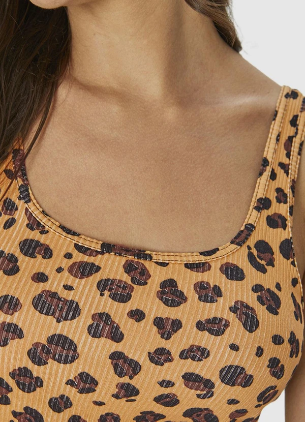 Malwee - Blusa Marrom Animal Print Canelada 5
