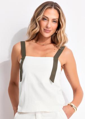 Blusa (Off White) em Crepe Plano