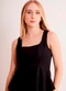 Sofie - Blusa sem Manga After Dusk em Plano Alfaiataria P - variação: Blusa sem Manga After Dusk em Plano Alfaiataria (P