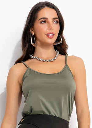 Quintess - Blusa Verde Oliva em Malha Fria - QUINTESS