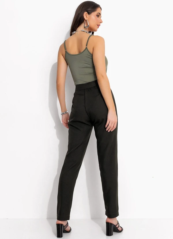 Quintess - Blusa Verde Oliva em Malha Fria 4