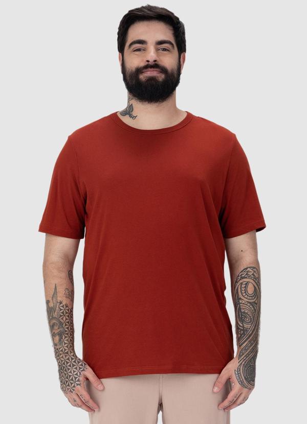 Malwee - Camiseta em Malha Masculina Plus Terracota 3