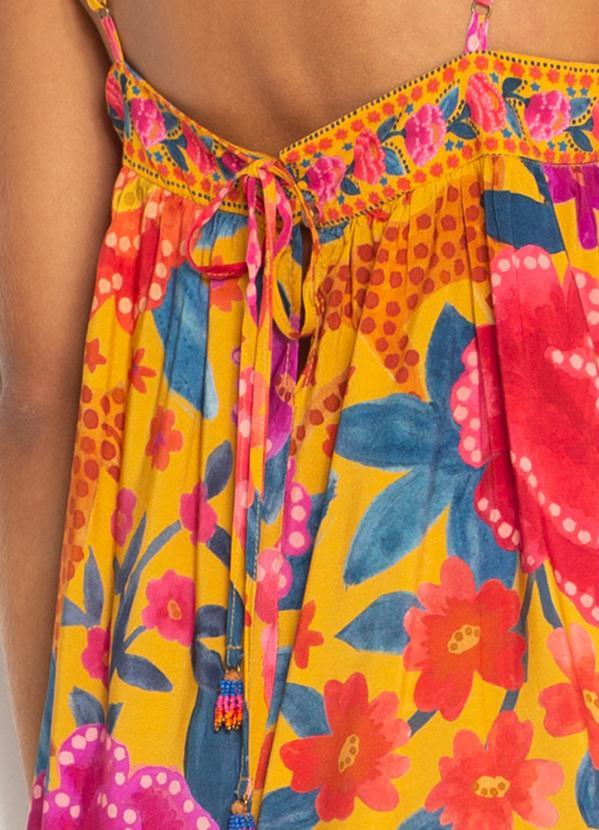 Farm - Regata de Viscose Sonho Floral Amarelo 6