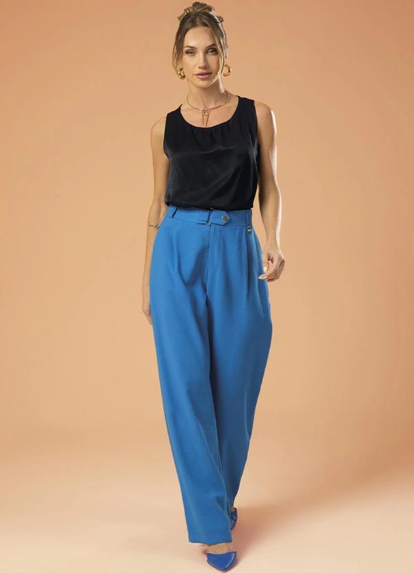 Gris - Regata Feminina Solta Franzido no Decote Preto 2