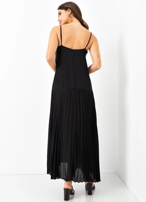 Mob - Vestido Longo com Saia Plissada Preto - MOB