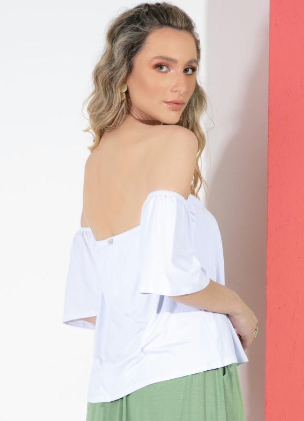 Quintess - Blusa Ampla Branca com Decote Ciganinha 2