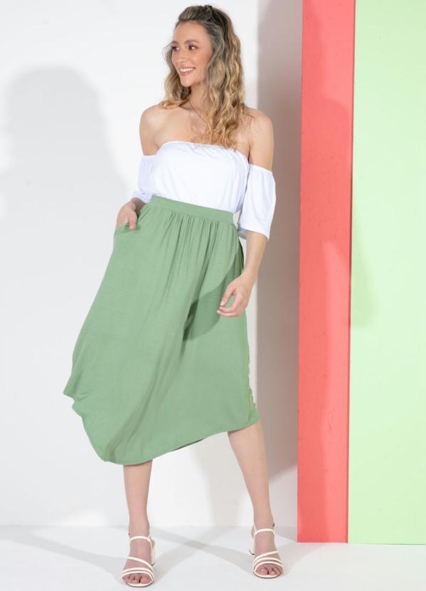 Quintess - Blusa Ampla Branca com Decote Ciganinha 3