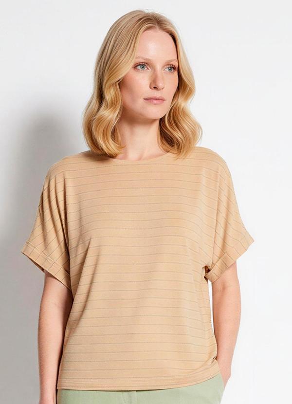 Malwee - Blusa Ampla em Viscose Texturizada Bege