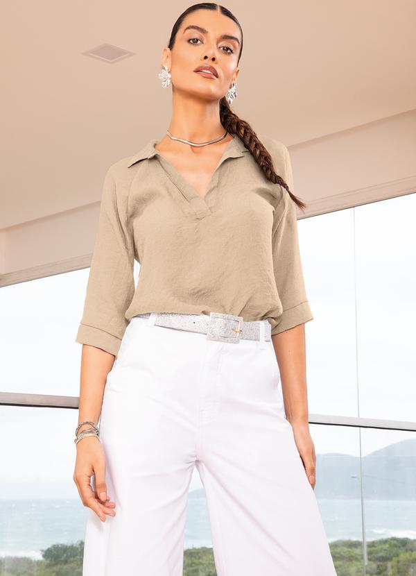 Quintess - Blusa Bege em Tecido Plano Maquinetado 3