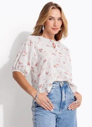 Quintess - Blusa Bordado Flores em Cambraia - QUINTESS
