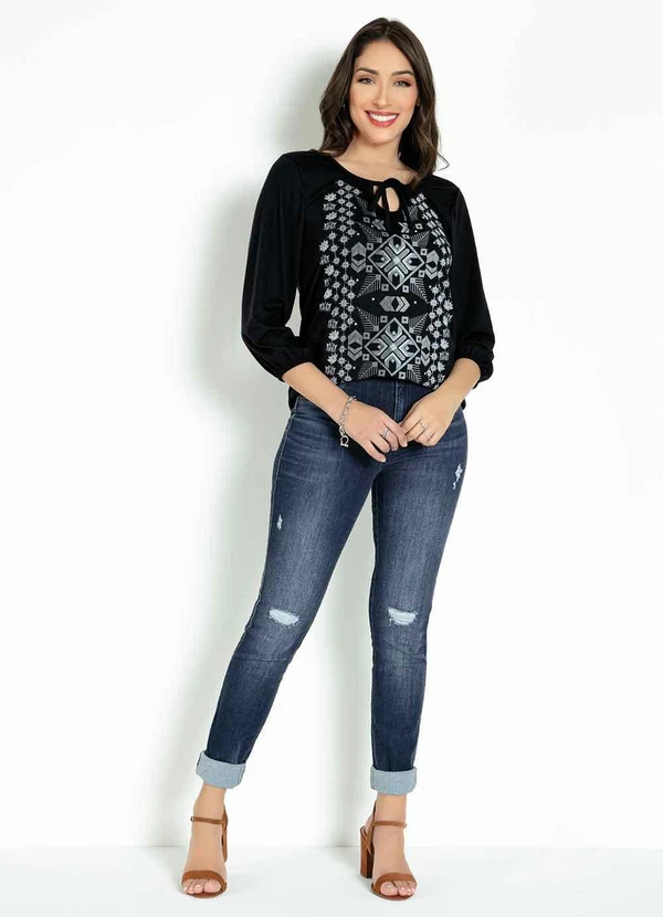 Moda Pop - Blusa com Gota e Amarração Frontal Preta 5