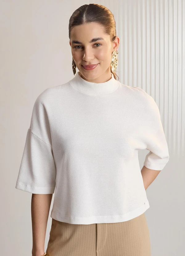 Lunender - Blusa com Mangas 3/4 em Malha Texturizada Off White
