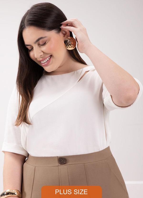 Lunender Mais Mulher - Blusa de Mangas 3/4 com Recorte Plus Size Branco