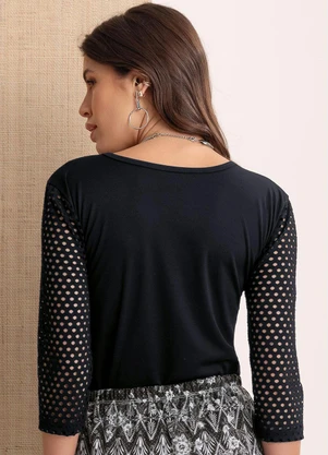 Moda Pop - Blusa Dirlene Preta com Mangas 3/4 - MODA POP