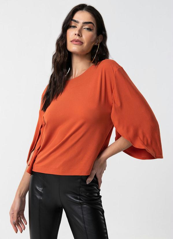 Endless - Blusa Feminina com Manga Transpassada Laranja
