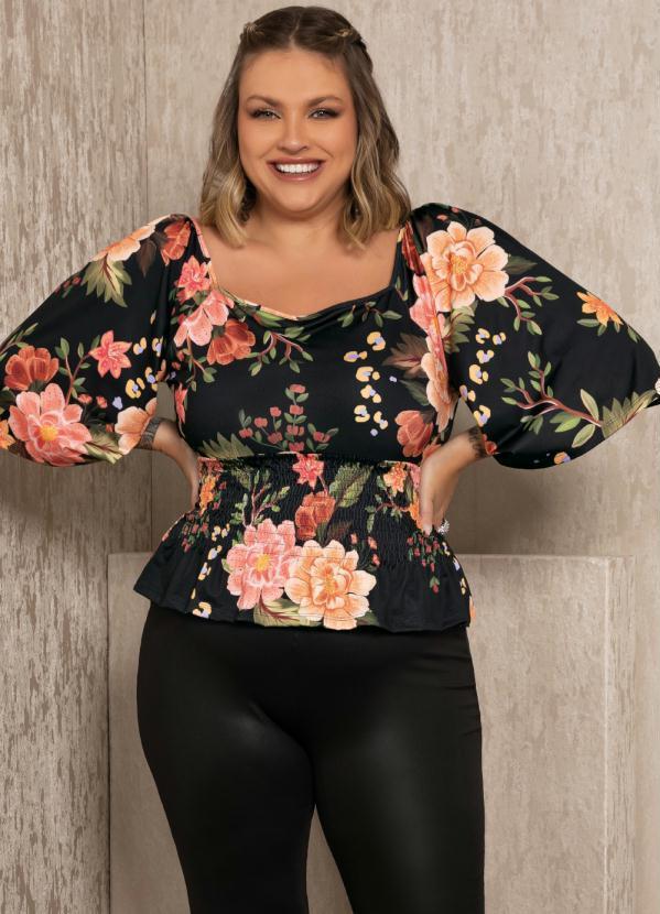 Quintess - Blusa Floral Bege Decote Quadrado e Mangas 3/4 5