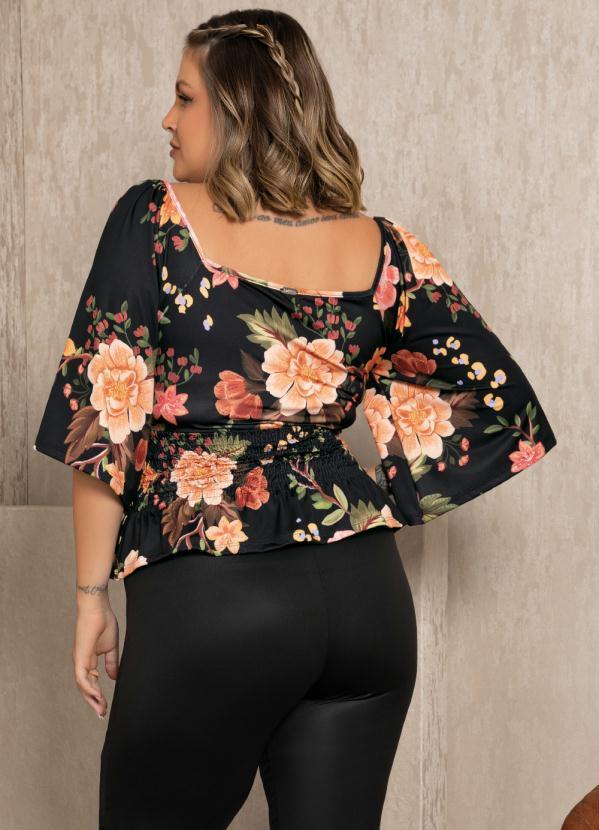 Quintess - Blusa Floral Bege Decote Quadrado e Mangas 3/4 6