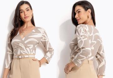 Blusa Floral Bege em Malha de Viscose