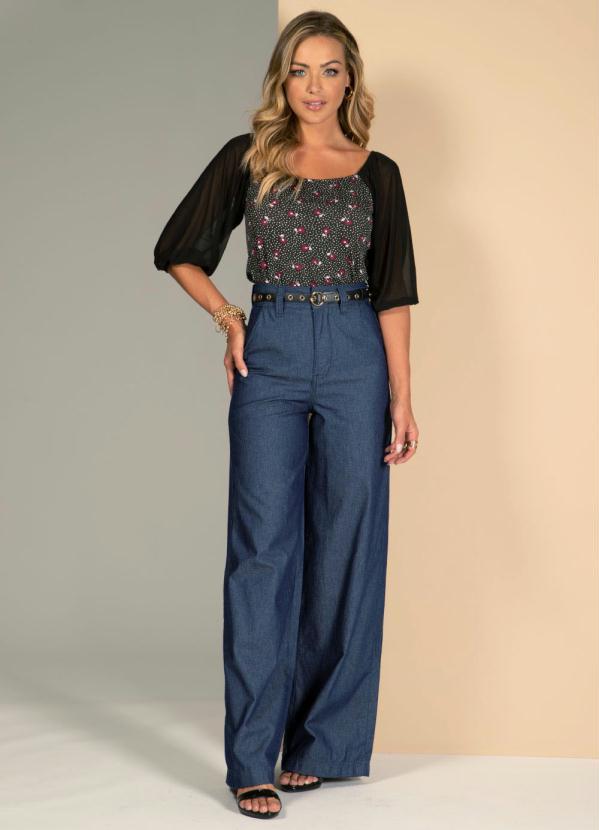 Quintess - Blusa Floral com Poá Preto com Decote Quadrado 3