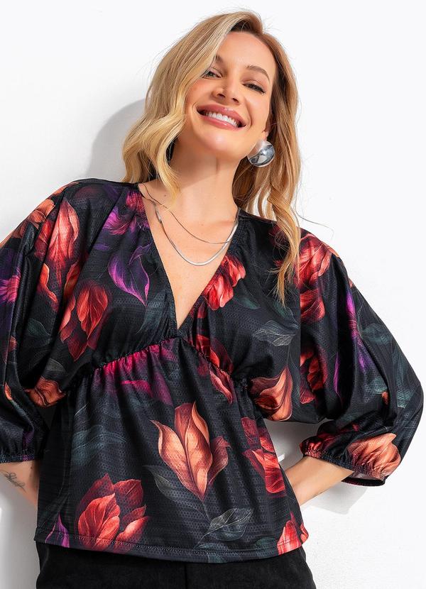 Blusa (Floral Dark) em Malha Fria