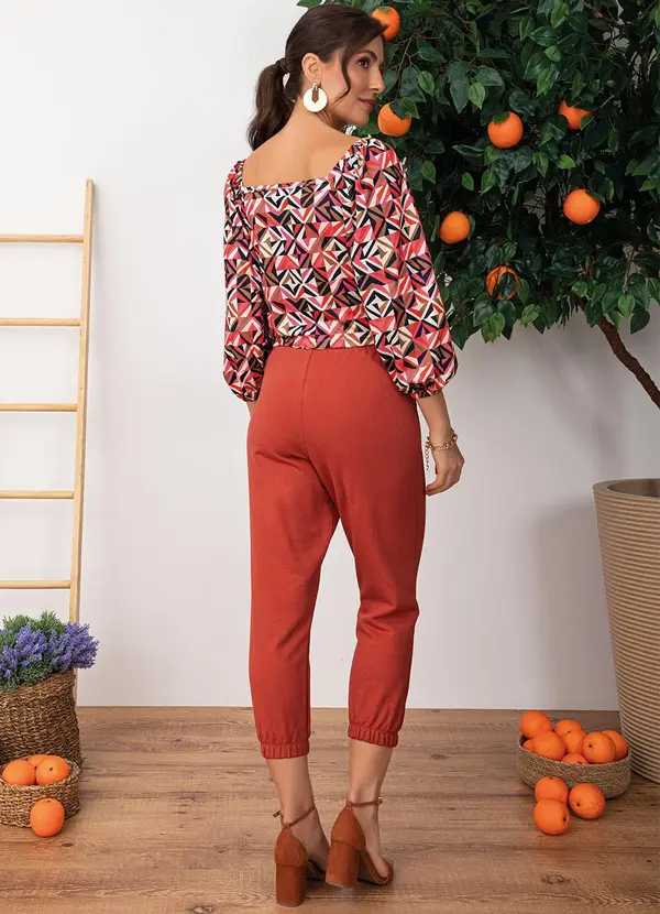 Moda Pop - Blusa Geométrico Colorido em Malha 4