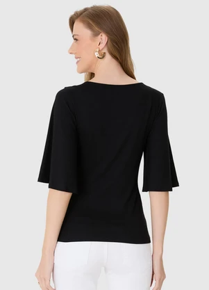 Malwee - Blusa Justa em Viscose Canelada Preto - MALWEE