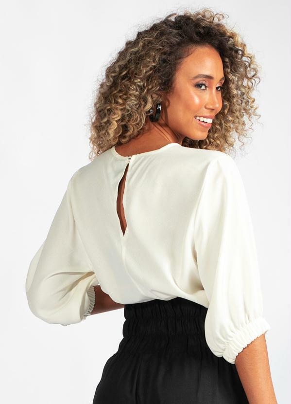 Colcci - Blusa Manga 3/4 de Viscose Off White 2