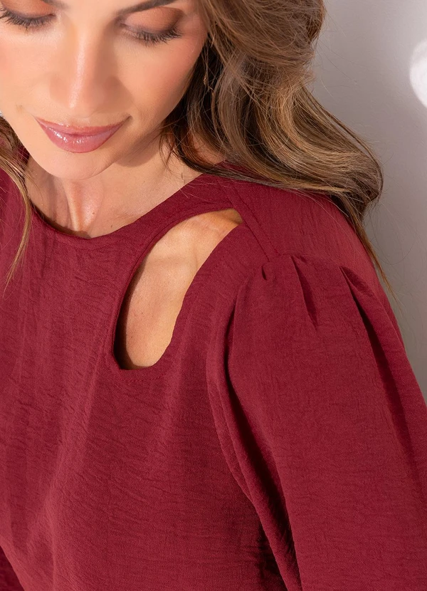Quintess - Blusa Marsala em Crepe com Manga 3/4 e Detalhe Vazado no Ombro 8