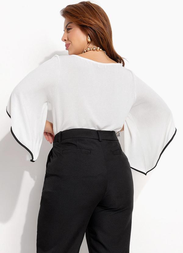 Quintess - Blusa Off White em Malha Texturizada 4