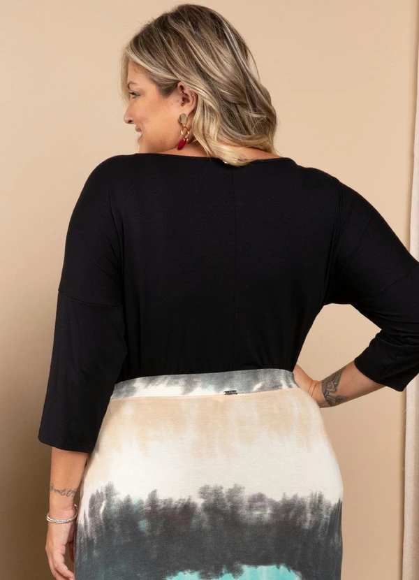 Quintess - Blusa Preta com Mangas 3/4 13