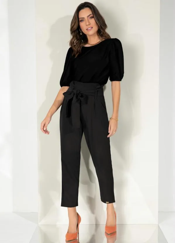 Quintess - Blusa Preta Decote Canoa com Mangas Bufantes 3