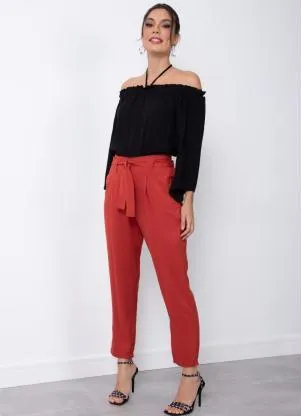 Quintess - Blusa Preta em Viscose Plana Ombro a Ombro - QUINTESS