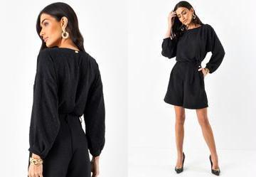 Blusa Preto em Crepe Plano Maquinetado