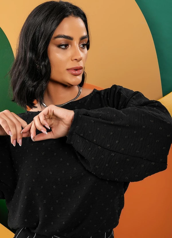 Quintess - Blusa Preto em Crepe Plano Maquinetado 5