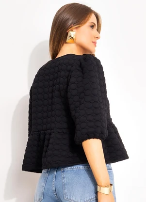 Quintess - Blusa Preto em Malha Matelassê - QUINTESS
