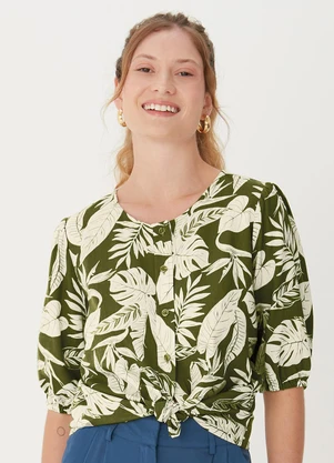 Malwee - Blusa Reta Tropical em Viscolinho Verde Militar - MALWEE