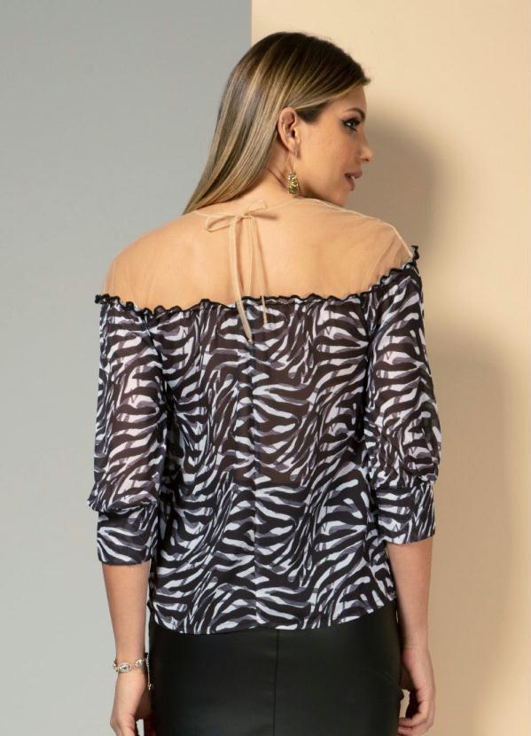 Quintess - Blusa Soltinha com Transparência Tigres 2